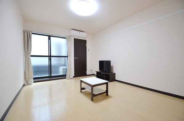 レオネクストゼフィールの物件内観写真